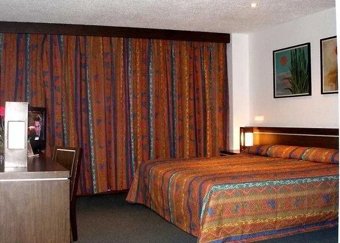Hotel Corinto 4*